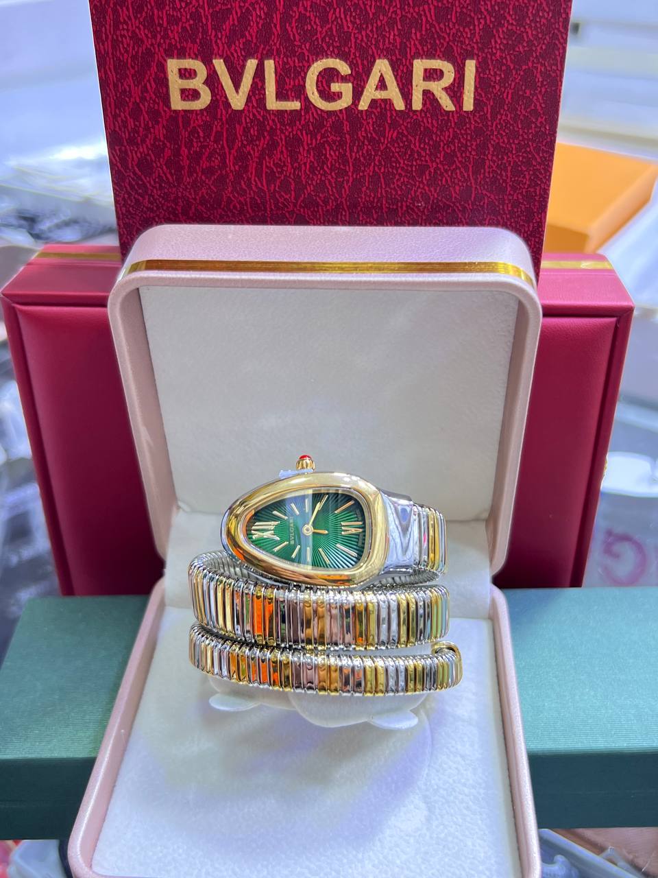 Relógio Bvlgari Serpenti BV7800
