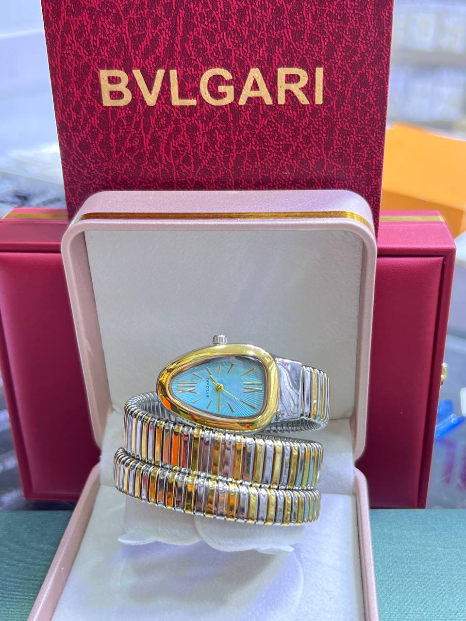 Relógio Bvlgari Serpenti BV7800